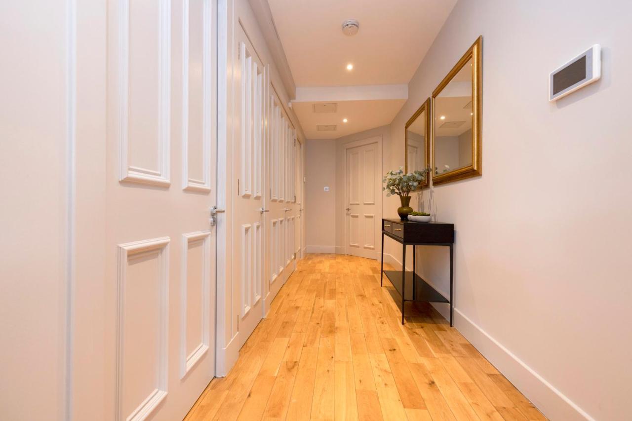 Joivy Luxury 2Br Home On George Street Edinburgh Buitenkant foto